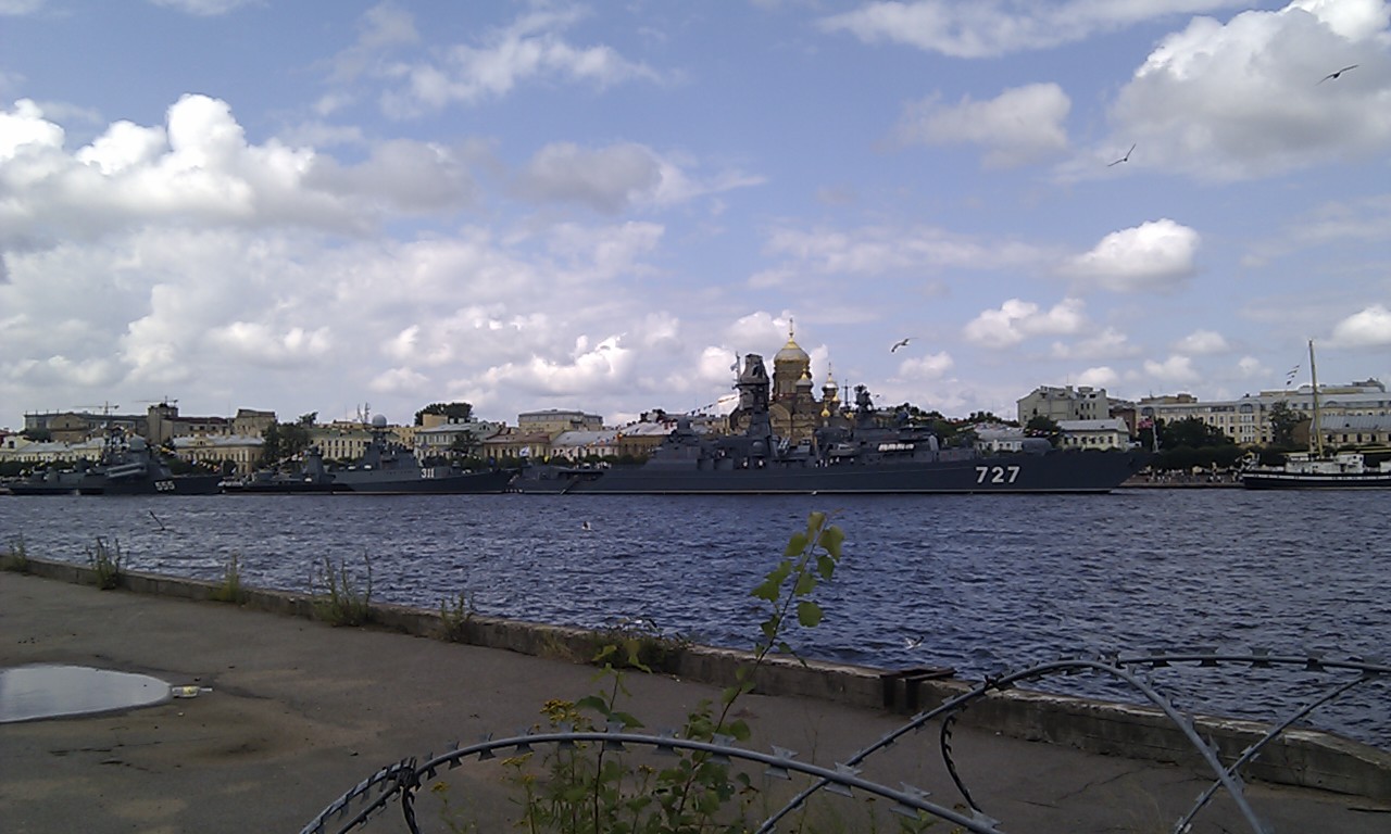 У Васильевского острова У Васильевского острова